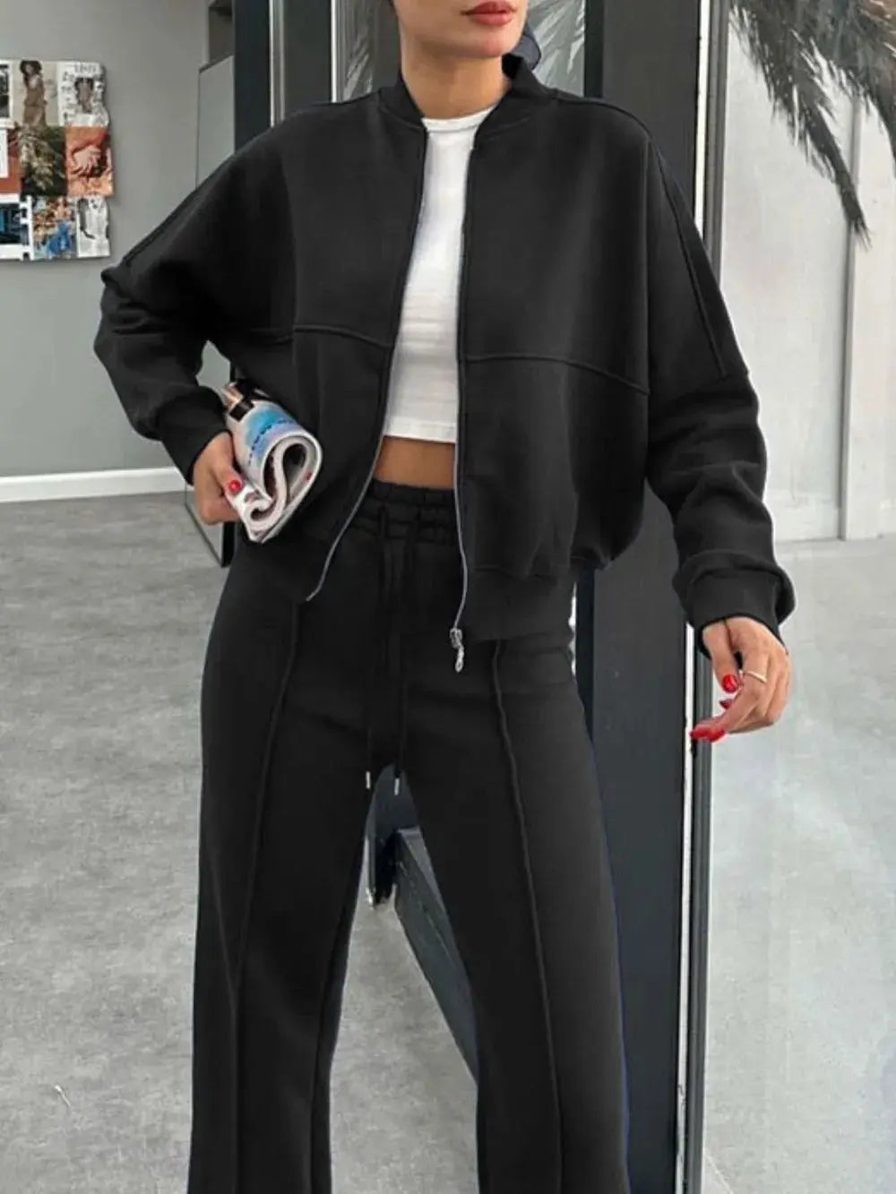 Black baseball collar zip up outerwear and drawstring pants set for women