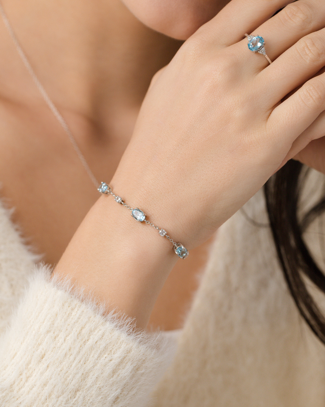 Blue Topaz Bracelet in Sterling Silver Vianne Jewellery