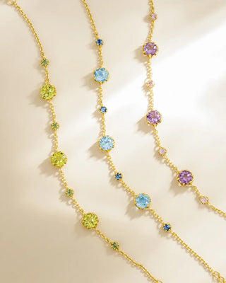 Emerald & Peridot Bracelet in 18k gold vermeil with natural green gemstones and adjustable chain