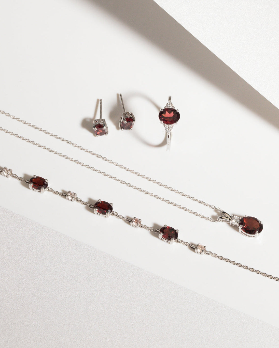 Garnet Bracelet in Sterling Silver Vianne Jewellery