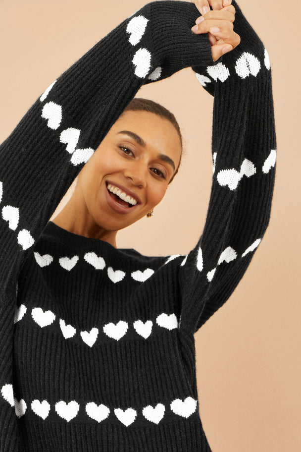 Black Knitted Jumper With Heart Stripes - Ezeyor