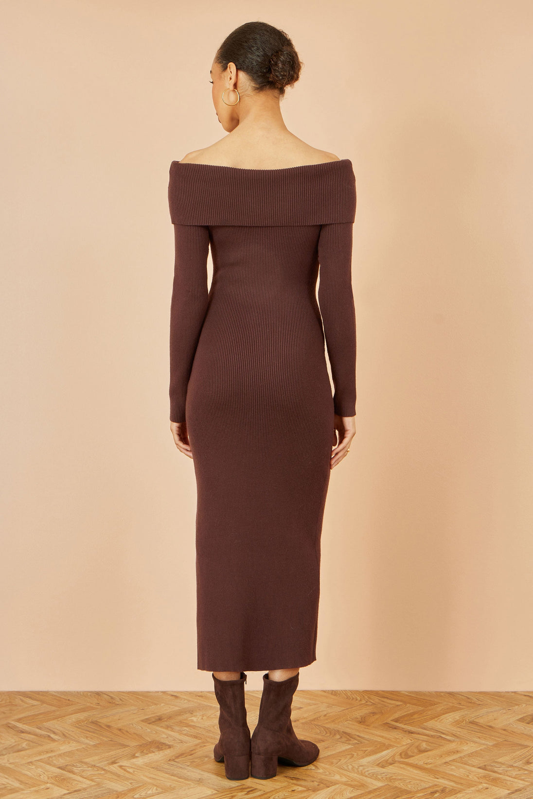 Yumi Brown Bardot fitted knitted midi dress with long sleeves and split hemline
