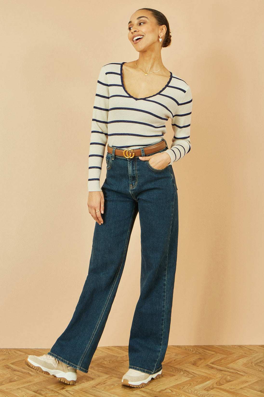 Yumi White Metallic Stripe Knitted Ribbed Top - Ezeyor