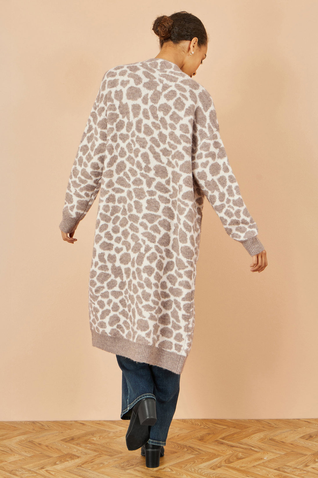 Beige Animal Print Intarsia Long Cardigan Yumi