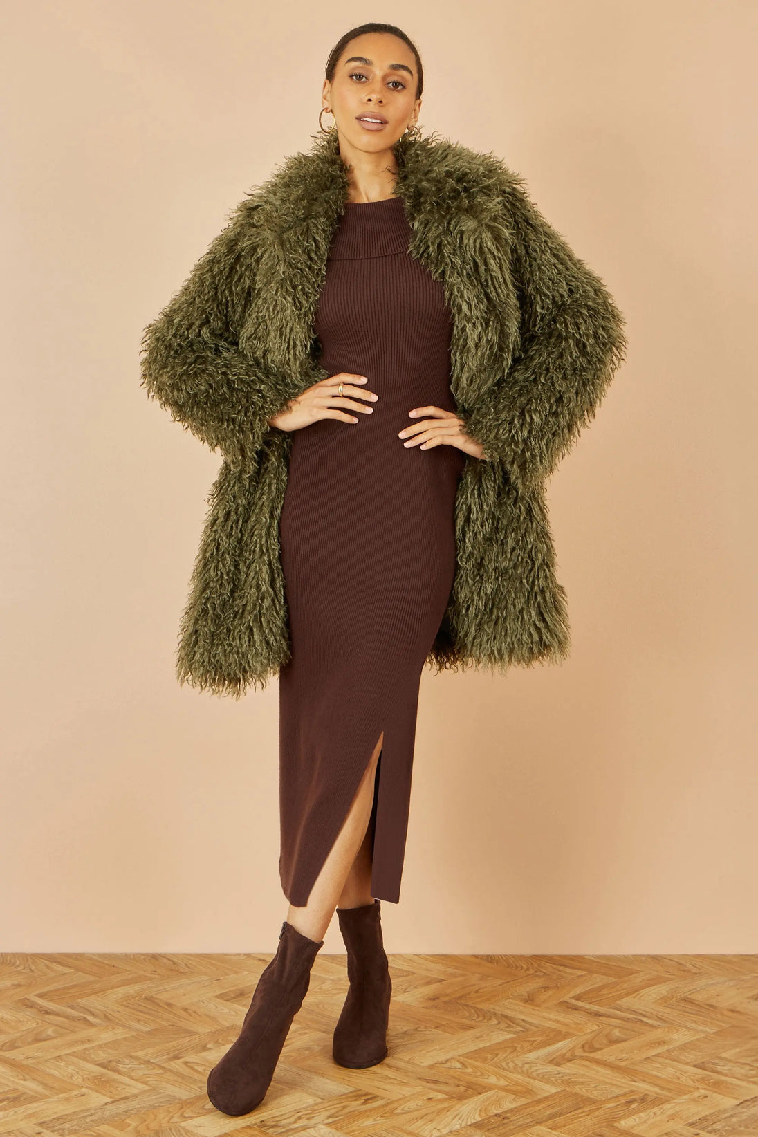 Green Luxe Long Hair Fur Coat - Ezeyor