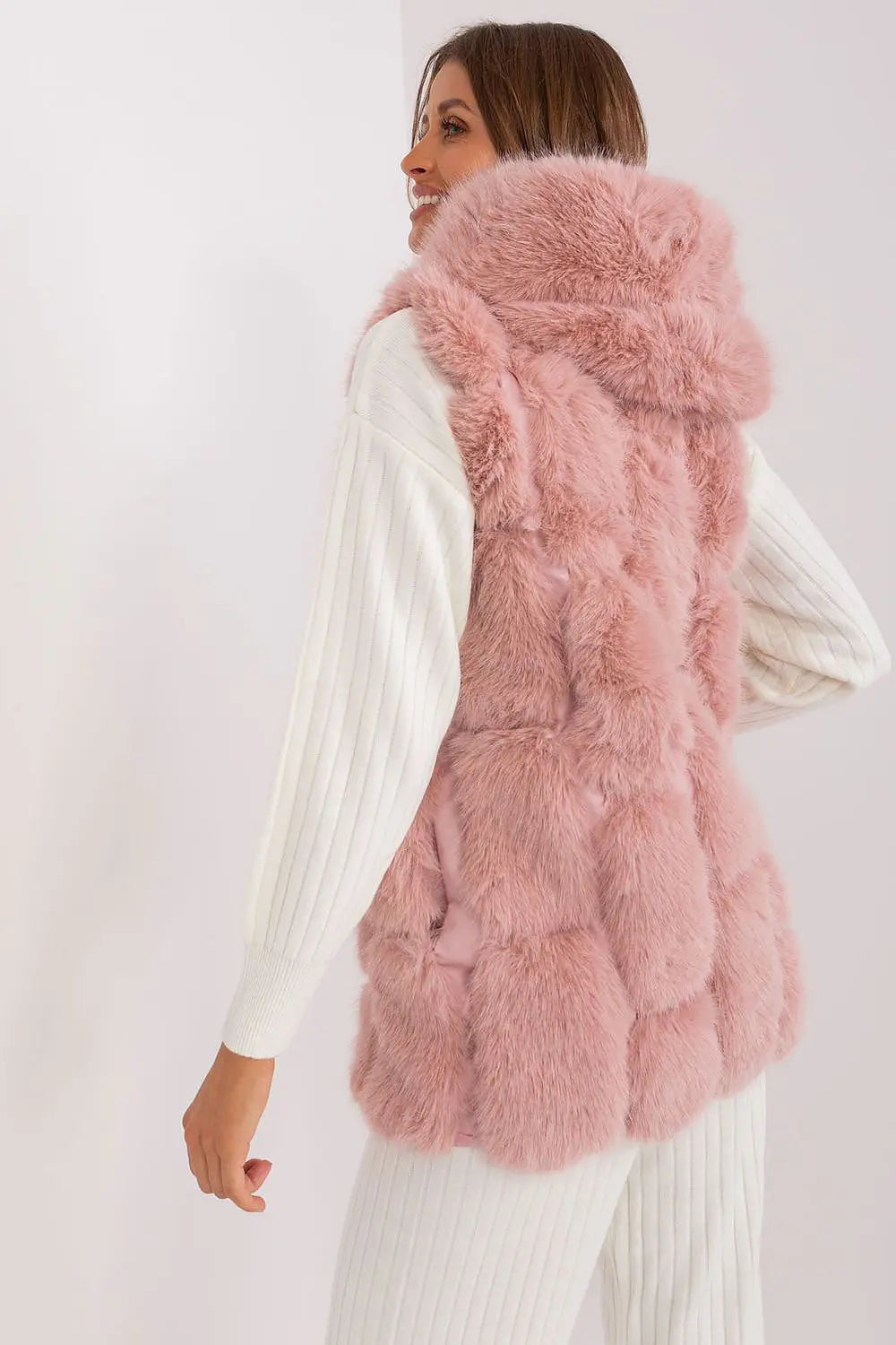 Elegant pink women's hooded faux fur vest with pockets and zipper closure