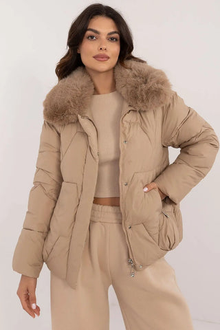 Women’s quilted winter jacket with fur collar in beige, insulated and polyester, stylish and warm for cold weather