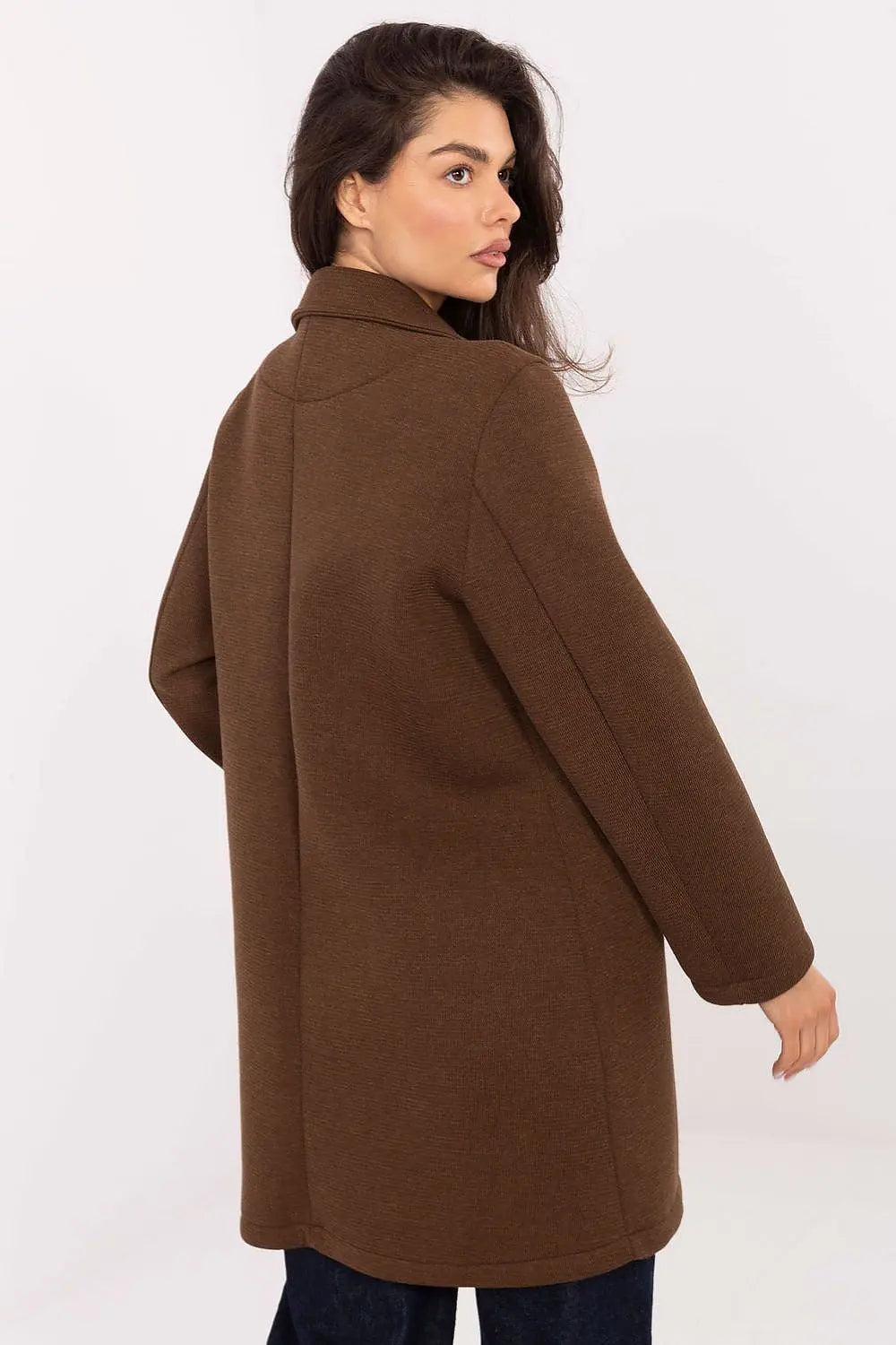 Brown women's transitional coat with lapels and brooch, standard length, lightweight foam material, ideal for autumn, winter, and spring.