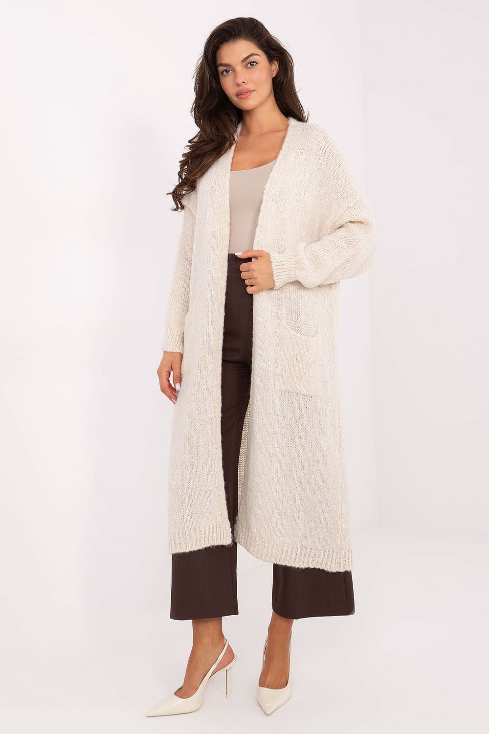 Long women's cardigan in soft blend fabric with knee-length design and slip pockets
