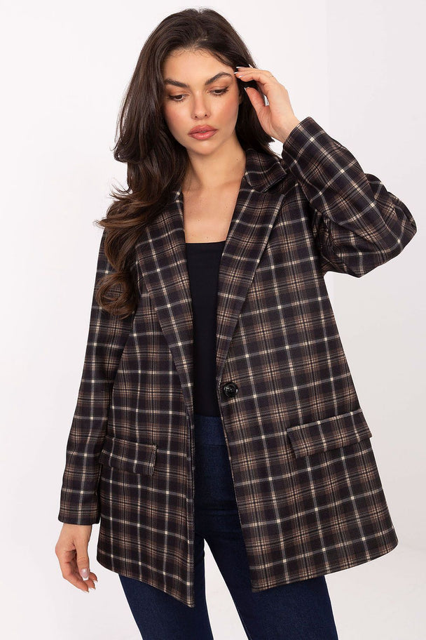 Women’s checked blazer in classic pattern with shoulder pads, buttoned up, styled for casual and elegant looks