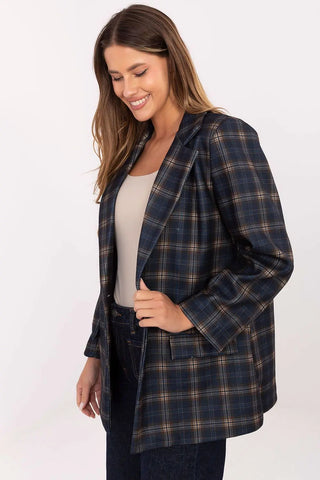 Women’s checked blazer with shoulder pads and classic checkered pattern for casual and elegant style