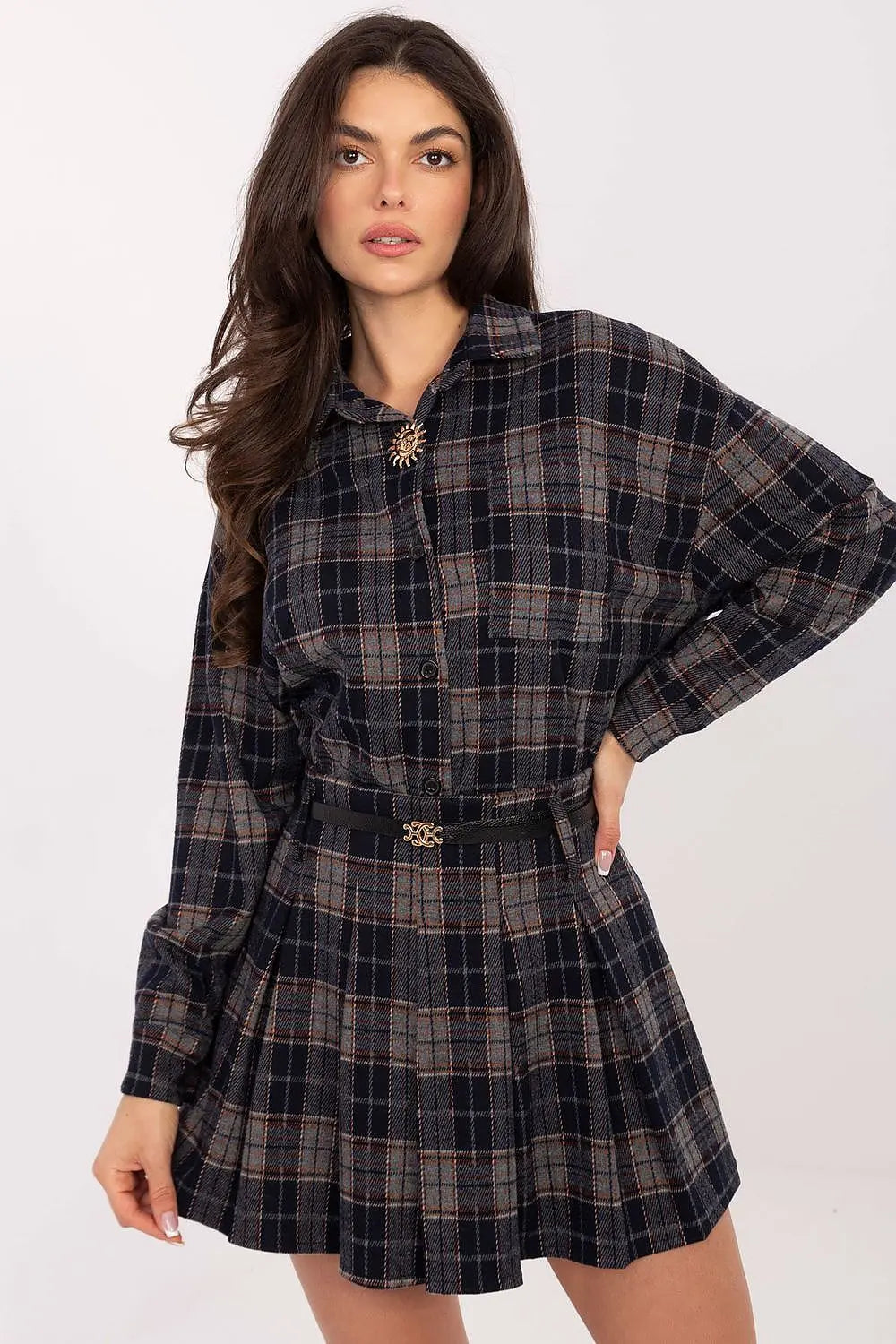 Women’s brown plaid short skirt with godets and belt, stylish and comfortable for casual and elegant looks