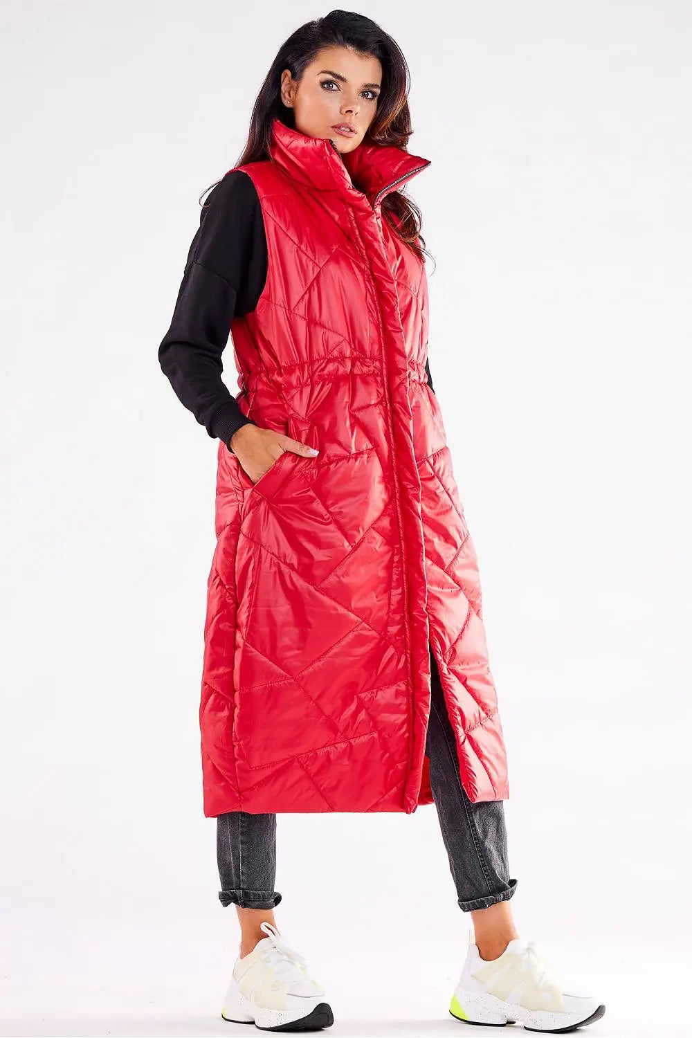 Long red women’s oversized quilted vest with zipper and waist adjustment in polyester