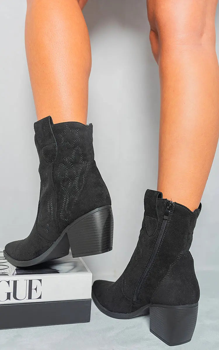 Suede Cowboy Ankle Length Boots Kenike