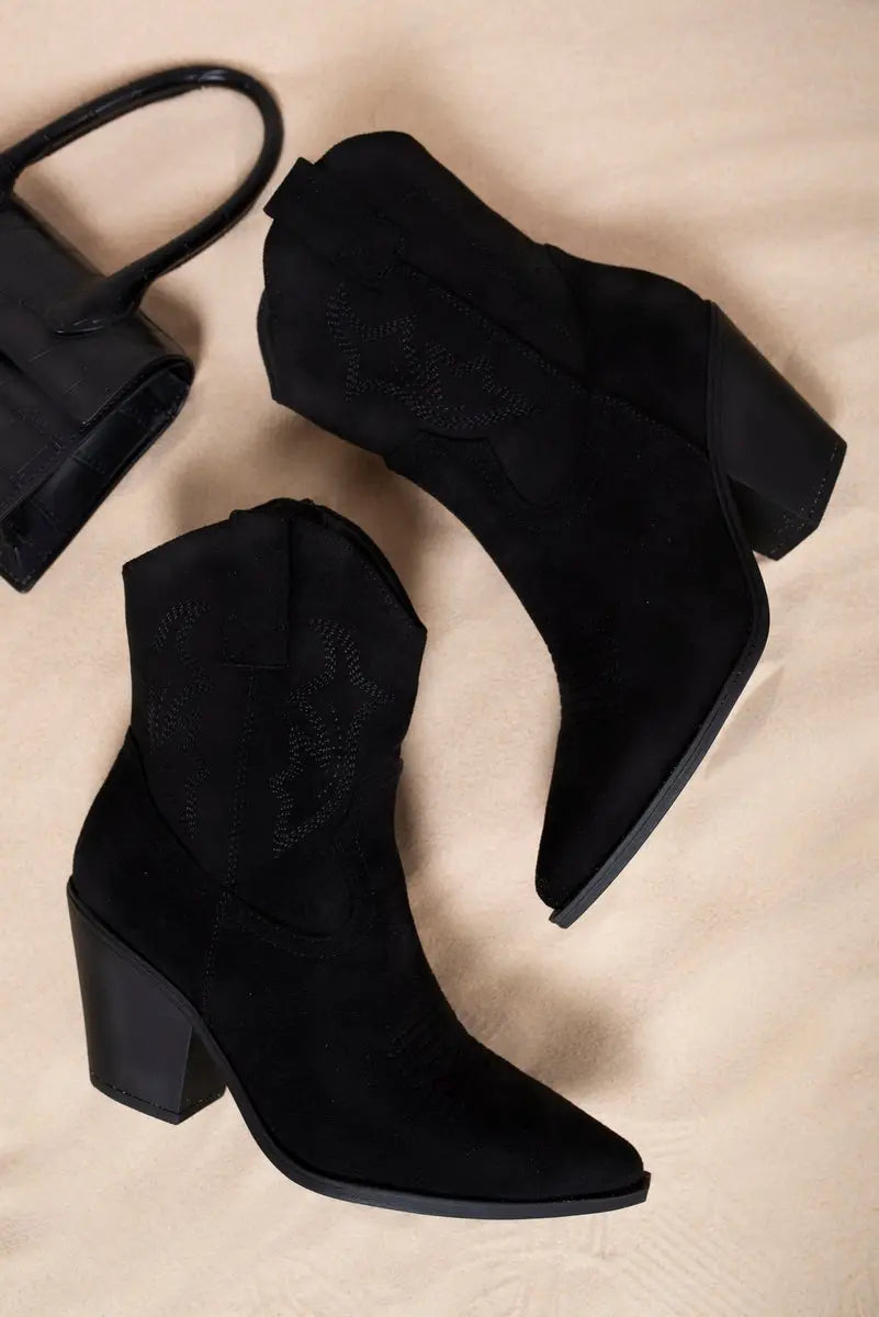 Suede Cowboy Ankle Length Boots Kenike